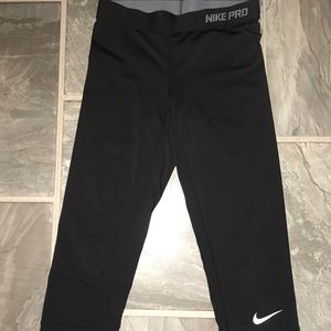 Nike Pro cropped Leggings